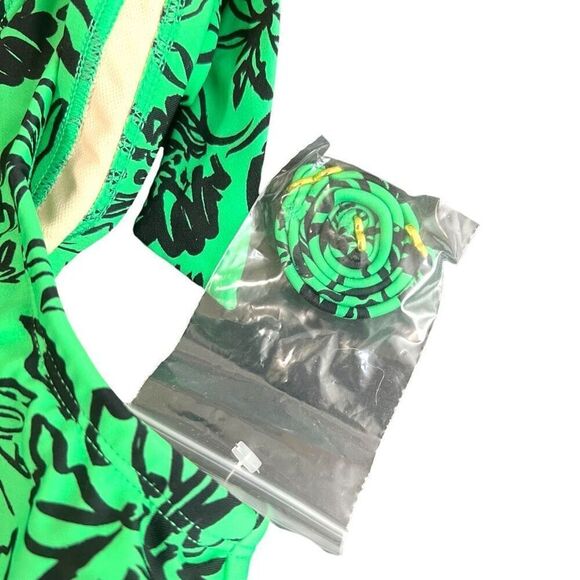 NEW Isabel Maternity by Ingrid & Isabel Floral Asymmetrical Bikini Maternity Top - Picture 5 of 7